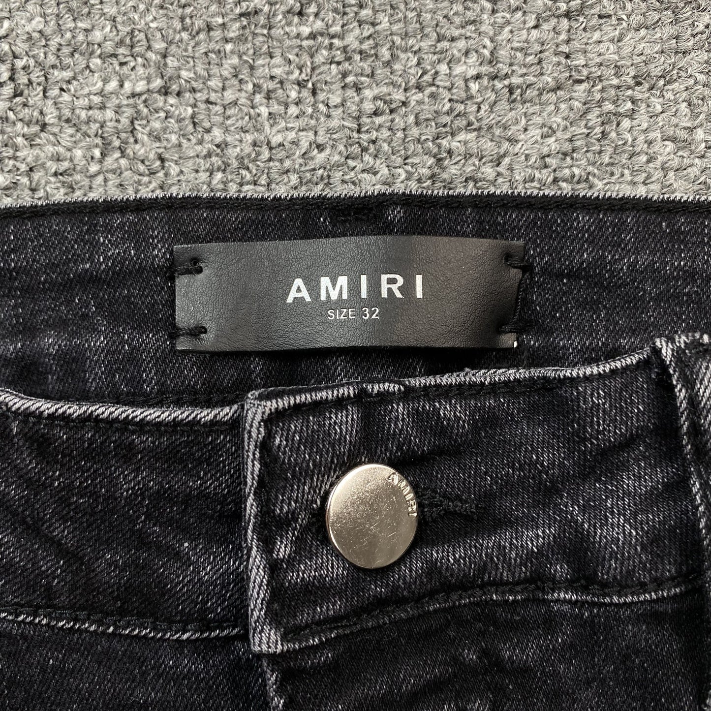 AMIRI VARSITY LOGO REPAIR JEANS - Vanté®