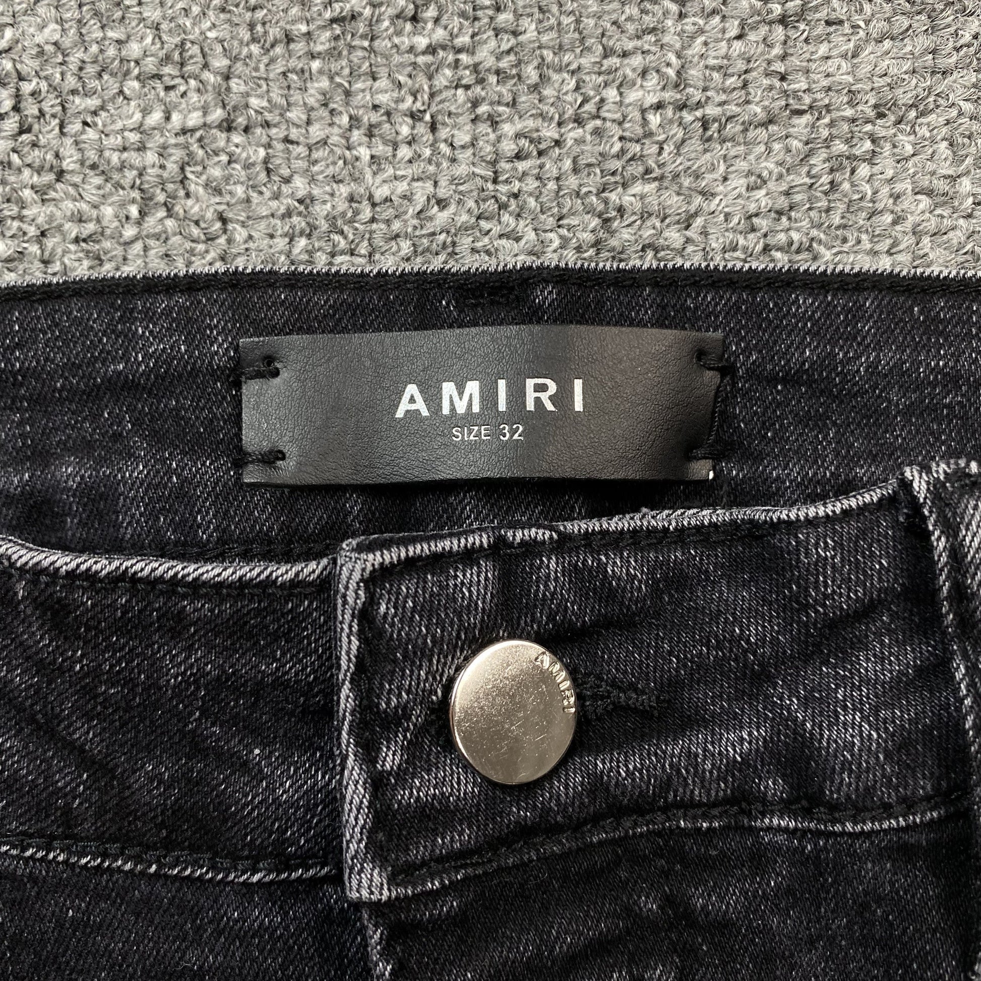 AMIRI VARSITY LOGO REPAIR JEANS - Vanté®