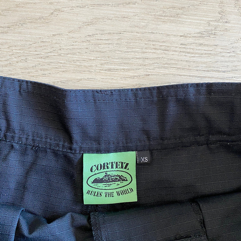 CORTEIZ ALCATRAZ CARGO PANTS BLACK/GREEN - Vanté®