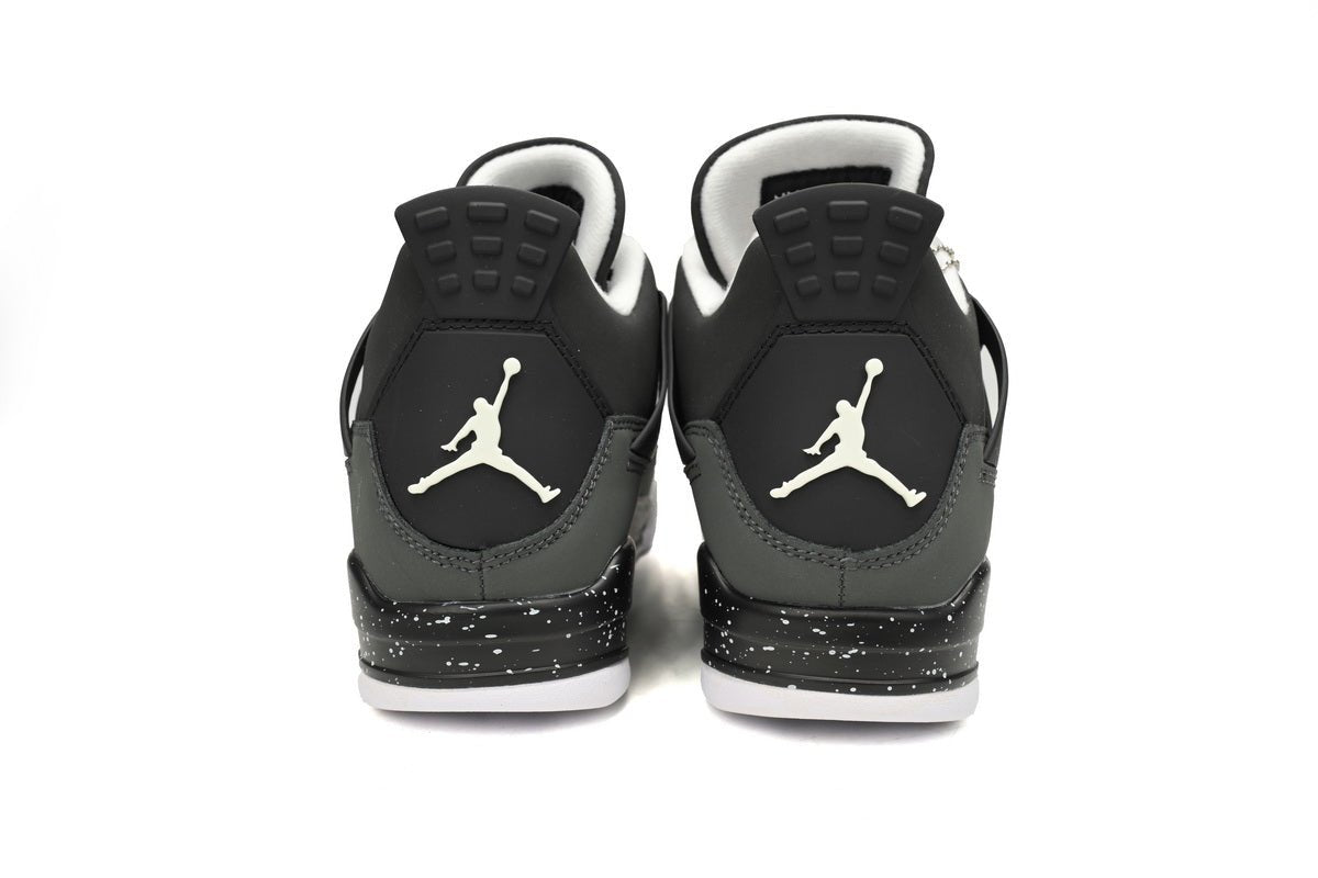 Jordan 4 Retro “Fear Pack” - Vanté®